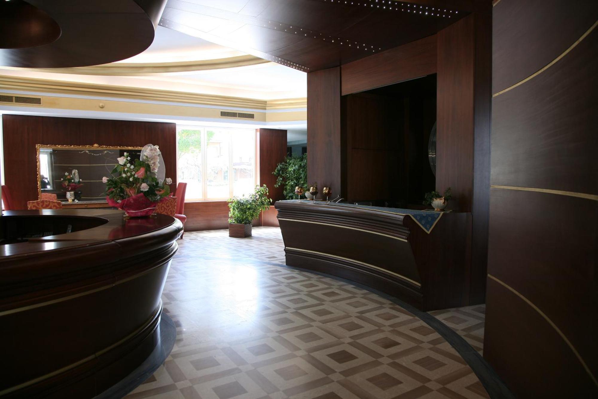 Hotel Royal Vasto Exterior photo